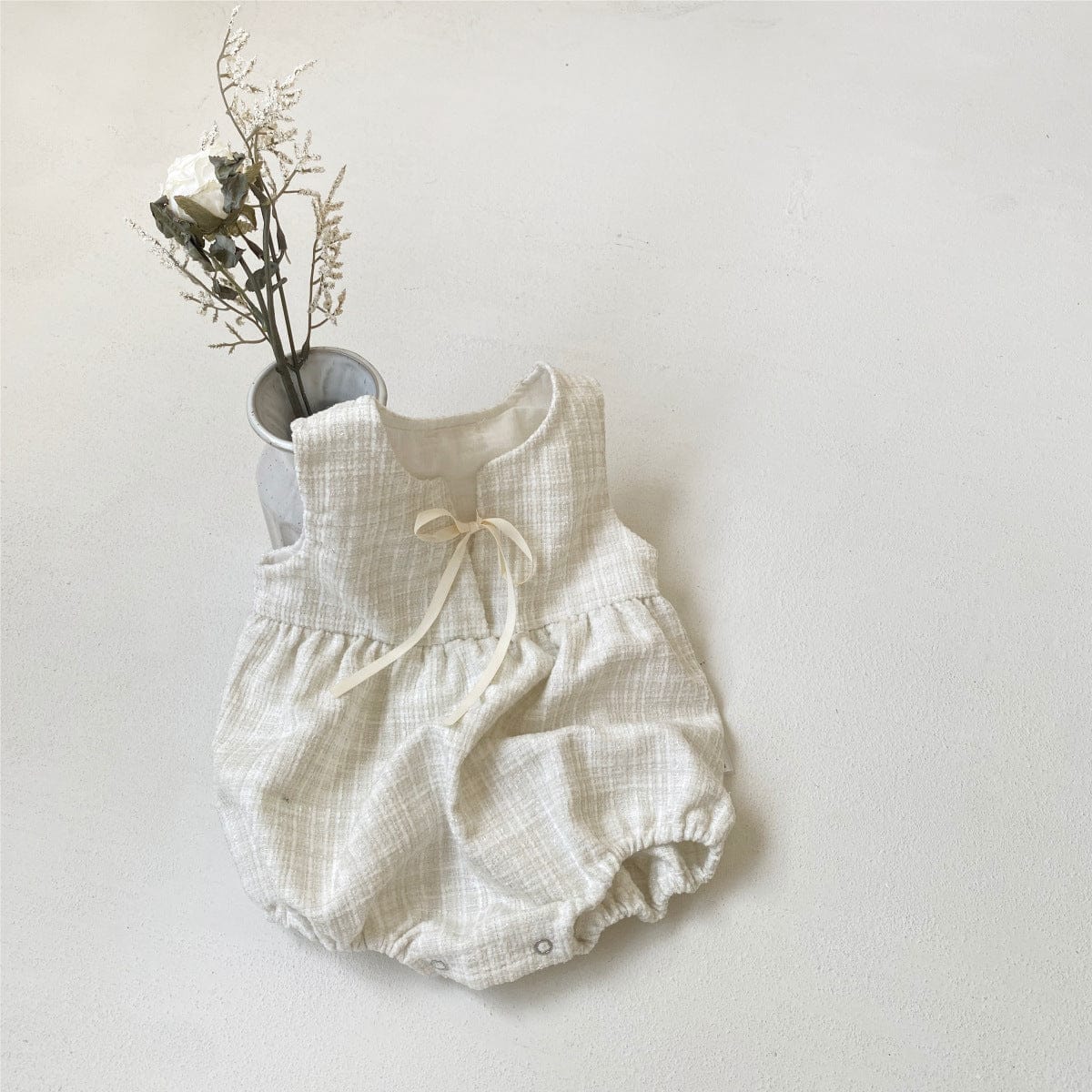 ノースリーブロンパース Creamy White / 66cm ベビーロンパース ノースリーブフェイクツイードリボンボディスーツ【mh0009024】