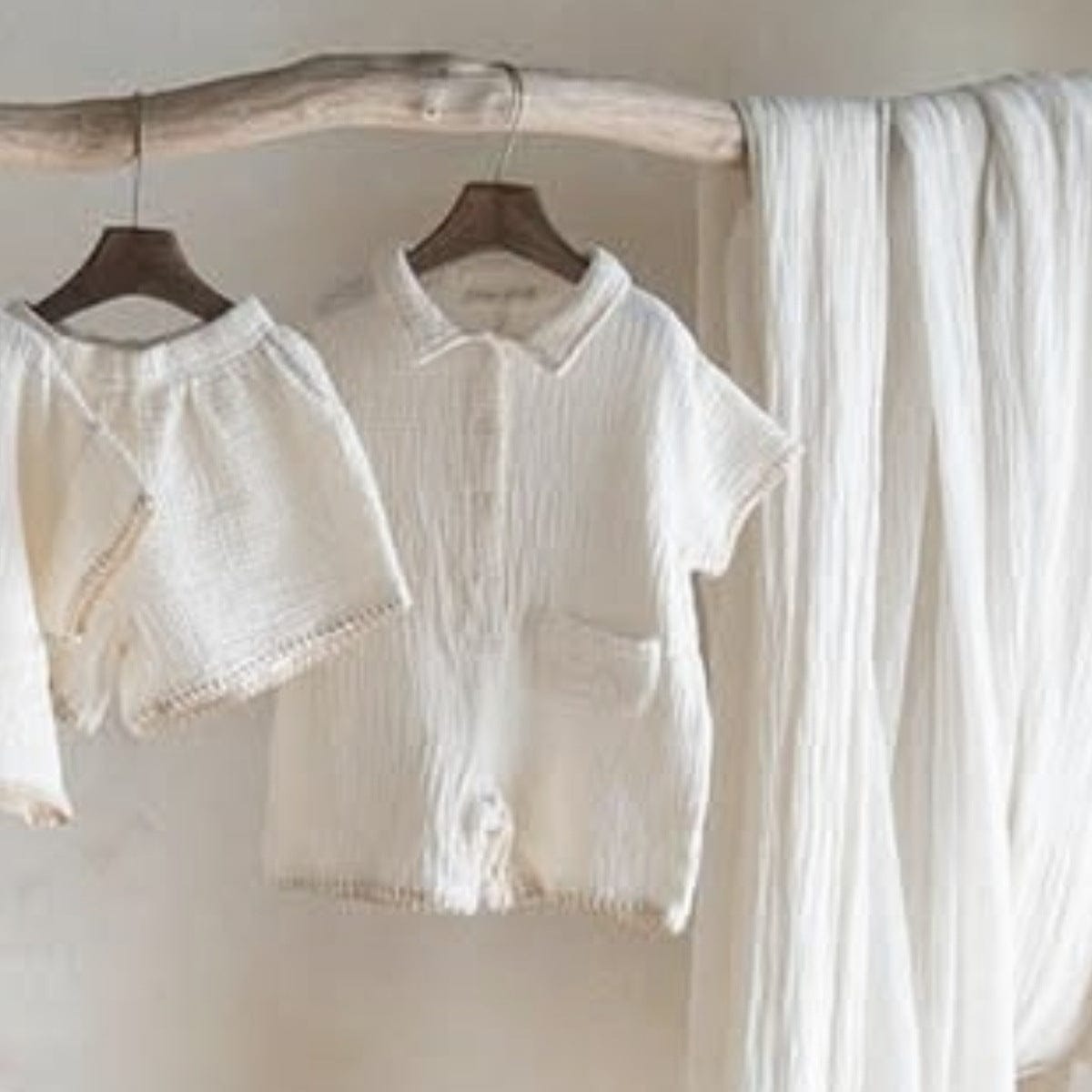 半袖ロンパース Creamy White / 66cm シンプルコットン半袖シャツショートジャンプスーツ【mh0009985】