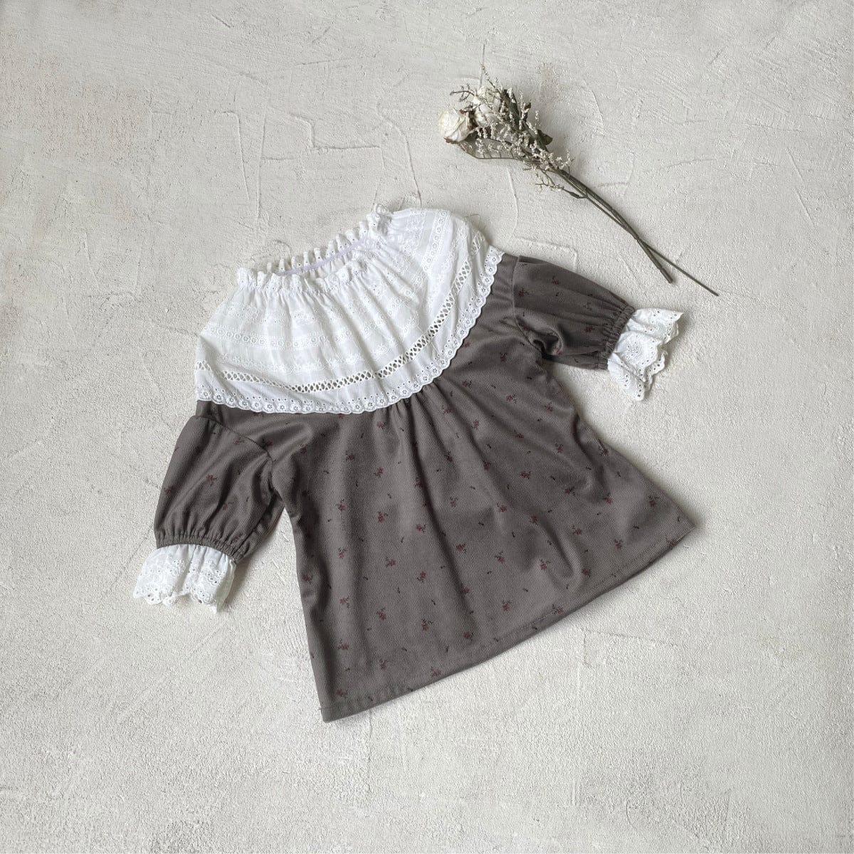 長袖ワンピース Floral dress / 73cm フラワープリントレースフリル長袖ワンピース 帽子セット【mh0009676】