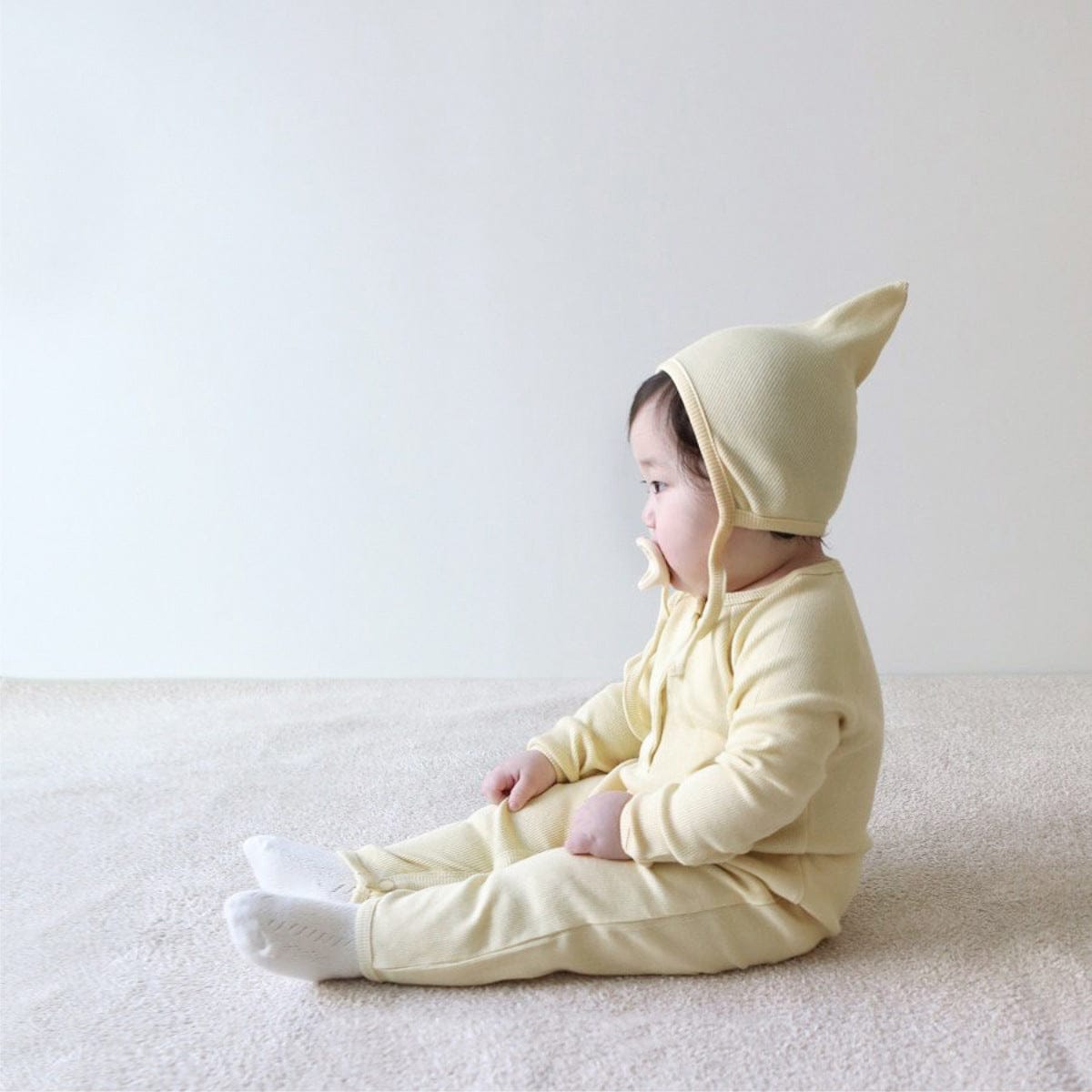 長袖ロンパース Lemon Yellow Set (Jumpsuit + Hat) / 66cm とんがり帽子ロンパースセット ヘンリーネック リブ編み コットンカバーオール 2点セット【mh0010889】