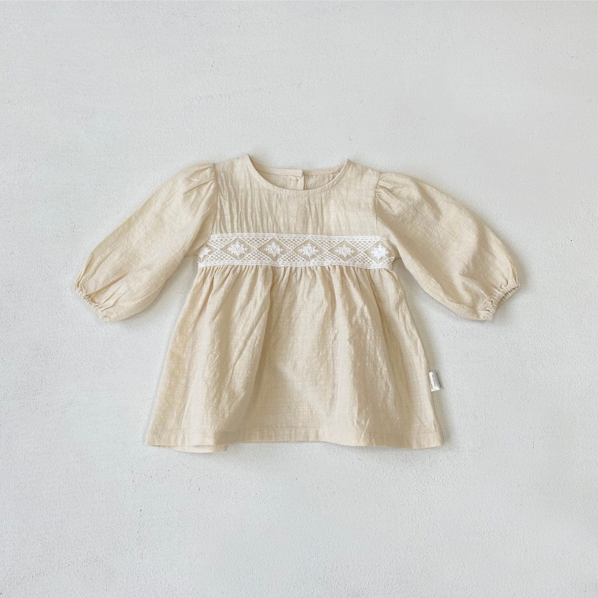 長袖ワンピース Light Apricot / 73cm レースアクセント長袖コットンワンピース【mh0009669】