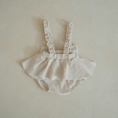 ブルマパンツ Light apricot suspender jumpsuit / 66cm フリルショルダースカートサスペンダーブルマパンツ+ボンネット帽子セット【mh0009990】