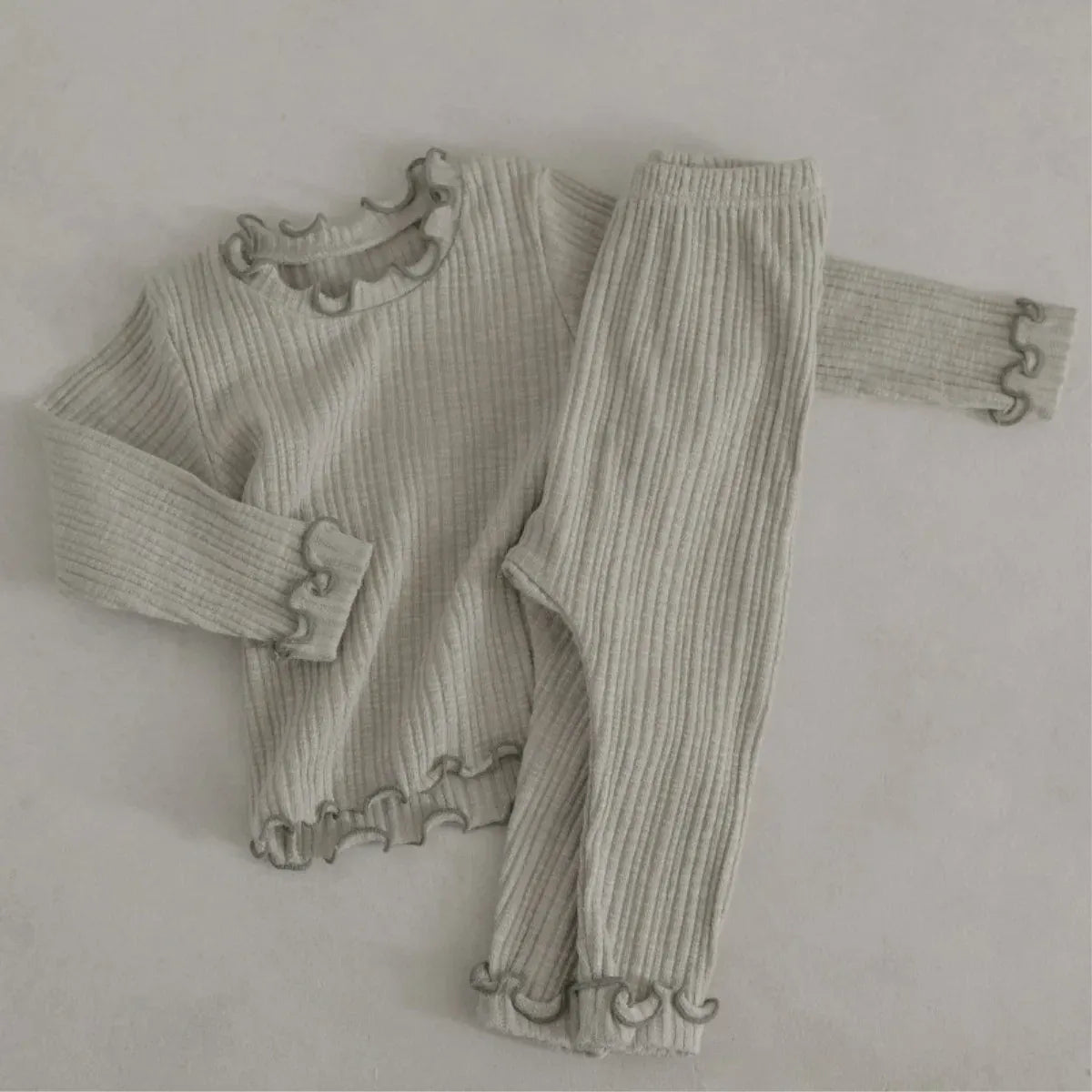 長袖セットアップ Light Grey / 66cm 0-6m ベビーセットアップ 2点セット プリーツ加工フリル長袖Tシャツ+プリーツ加工ロングパンツ 5カラー【mh0007089】