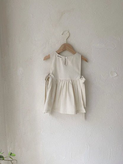 ノースリーブワンピース ベビーワンピース ノースリーブエプロンドレス 重ね着 フラワー花柄刺繍【mh0006331】