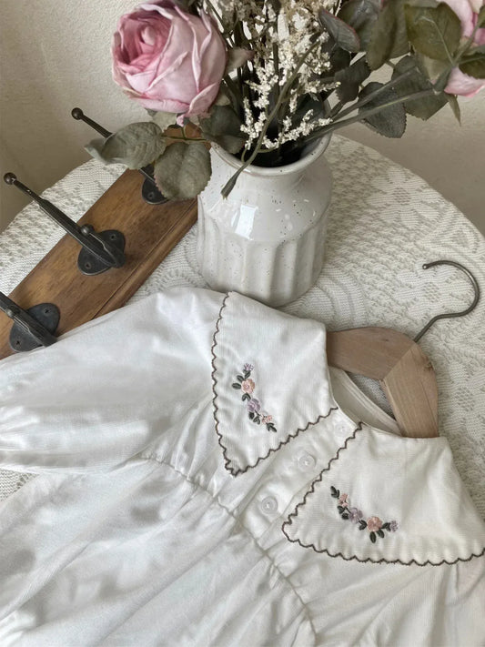 長袖ロンパース ベビーロンパース フラワー刺繍長袖ボディスーツ【mh0008533】