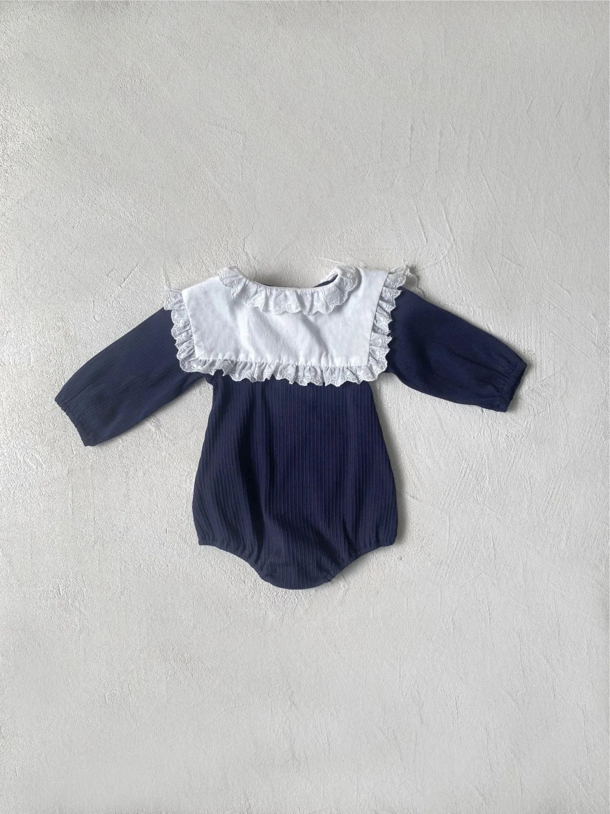 長袖ロンパース ベビーロンパース ビッグフリル襟長袖ボディスーツ【mh0008583】