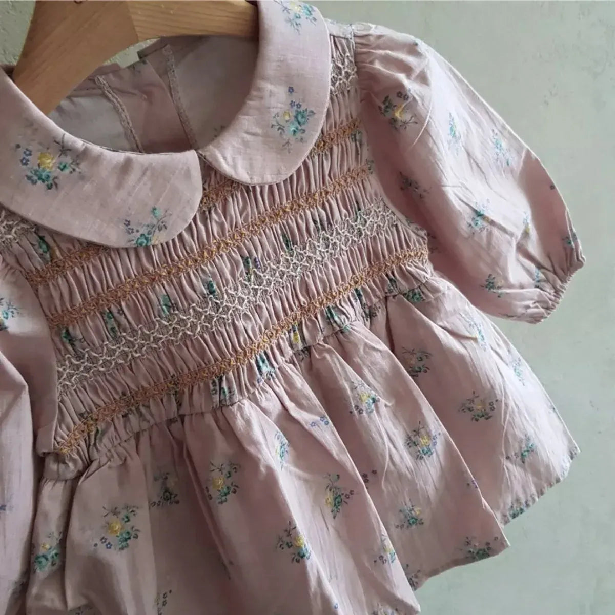 長袖ワンピース ベビーワンピース フラワープリントシャーリング丸襟長袖ワンピース【mh0008599】