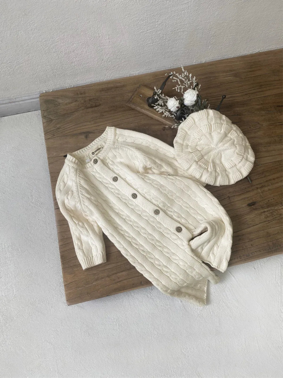 長袖ロンパース ベビージャンプスーツ+帽子セット アランニットケーブル編み長袖ロンパース+ニットベレー帽【mh0008730】