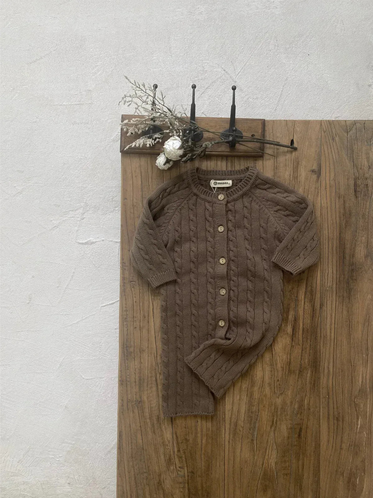 長袖ロンパース ベビージャンプスーツ+帽子セット アランニットケーブル編み長袖ロンパース+ニットベレー帽【mh0008730】