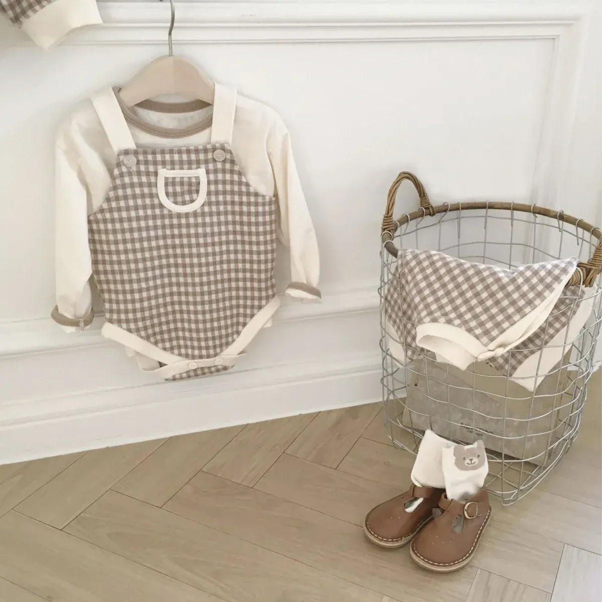 ノースリーブロンパース ベビーロンパース+帽子セット チェックサスペンダーボディスーツ+チェックベレー帽【mh0008732】