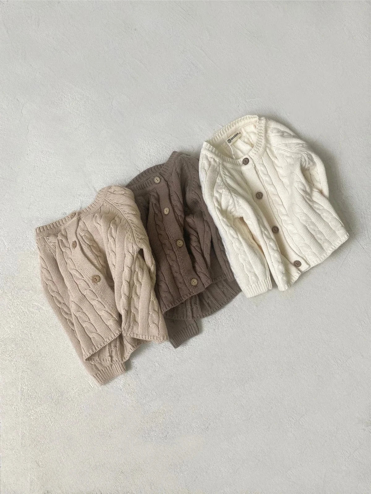 カーディガン・パーカー ベビーカーディガン アランニットケーブル編みカーディガンジャケット【mh0008739】