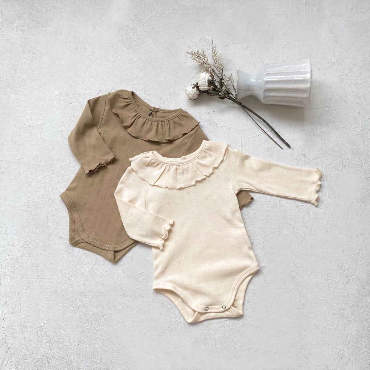 長袖ロンパース ベビーロンパース ラッフル襟シンプル長袖ボディスーツ【mh0009029】