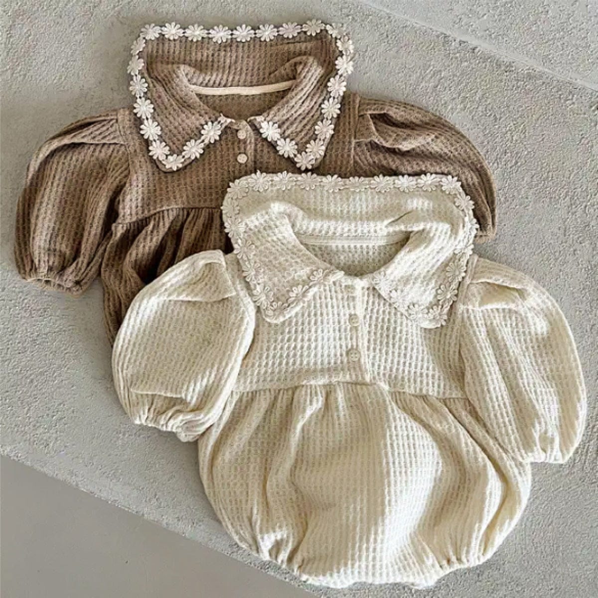 長袖ロンパース ベビーロンパース ワッフル襟付き長袖パフスリーブボディスーツ【mh0009031】