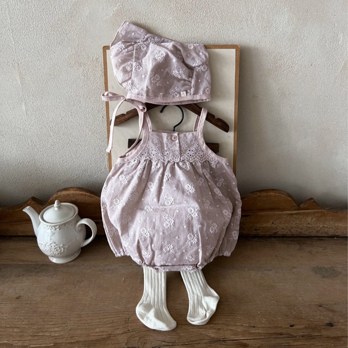 ノースリーブロンパース フラワー刺繍レースキャミソールロンパース【mh0009852】