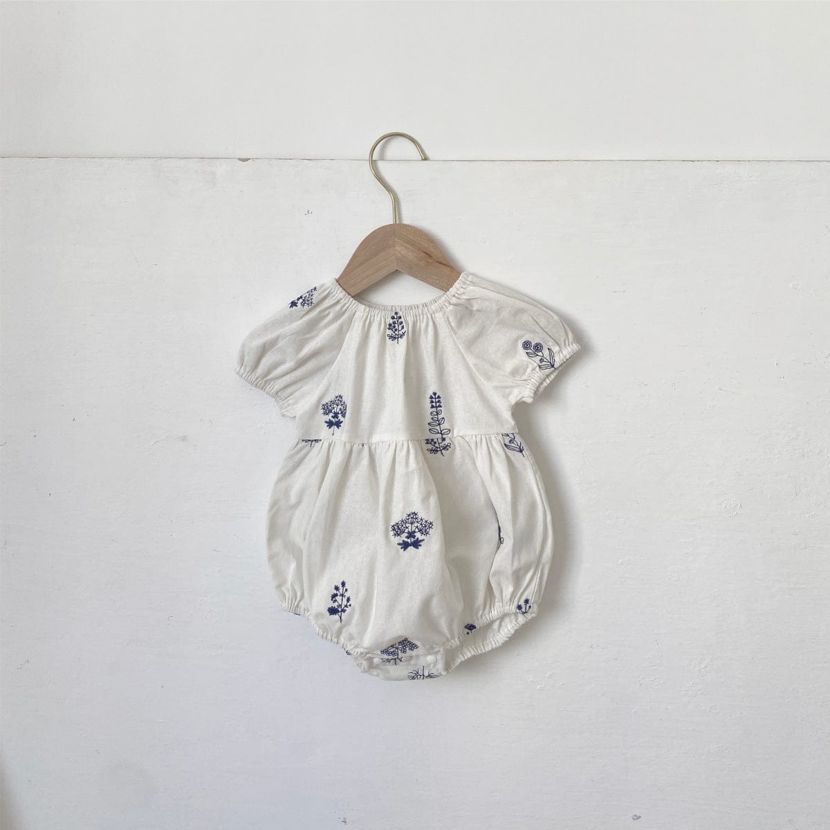 半袖ロンパース フラワー刺繍半袖パフスリーブロンパース【mh0009989】