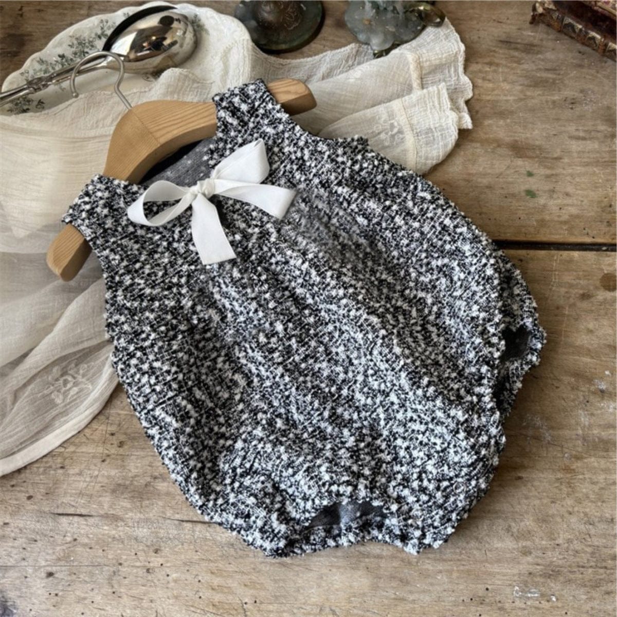 ノースリーブロンパース フロントリボンノースリーブロンパース【mh0010602】