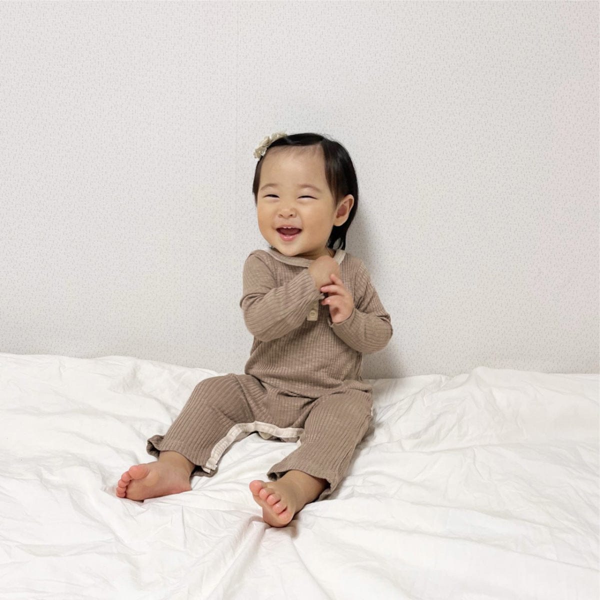 長袖ロンパース リブ編みロンパース 長袖 ヘンリーネック バイカラーパイピング コットンカバーオール【mh0010888】