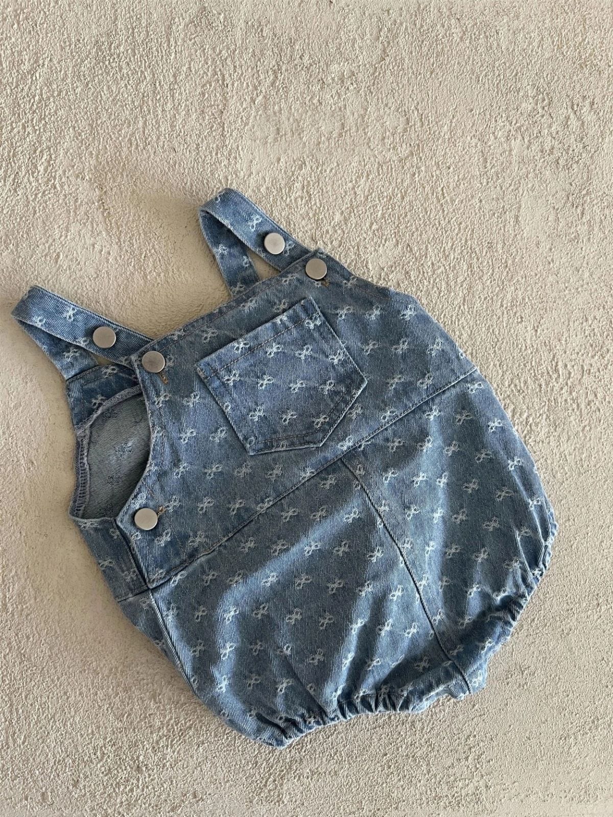 ノースリーブロンパース デニム サロペット ロンパース ジャガードリボン ポケット【mh0011352】