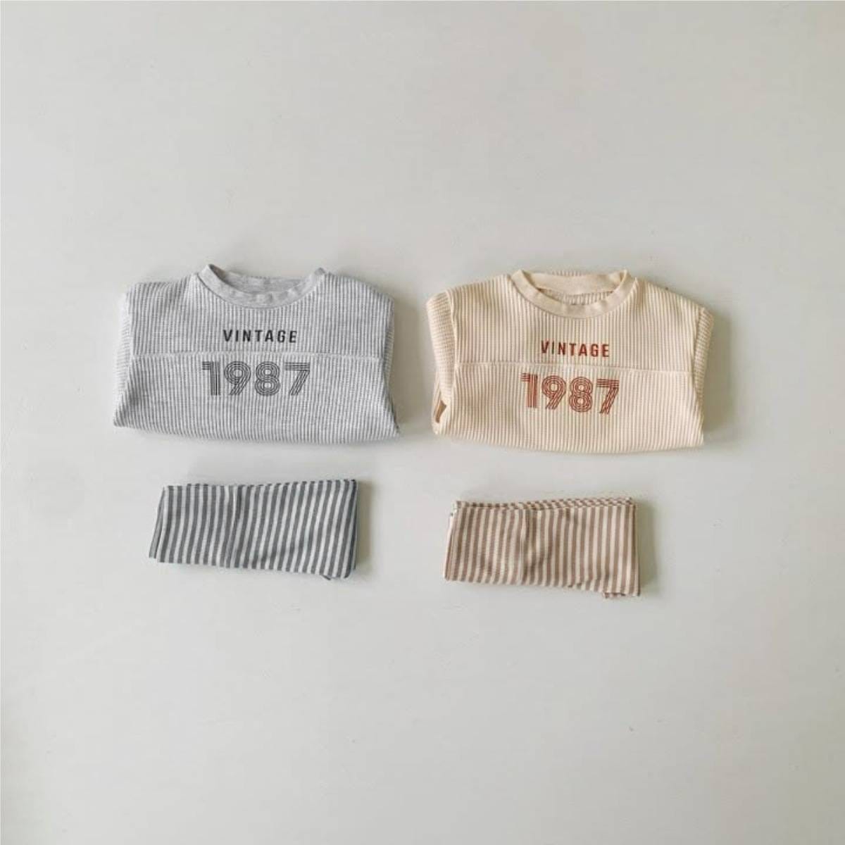 長袖ロンパース 長袖ロンパース ワッフル素材 数字ロゴプリント【mh0011355】