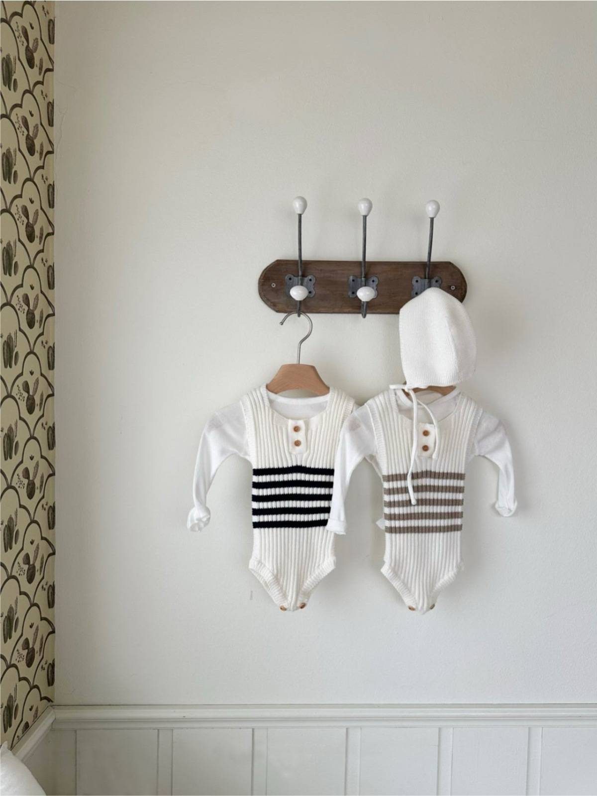 ノースリーブロンパース ノースリーブニットロンパース ボーダー柄 リブ編み【mh0011361】