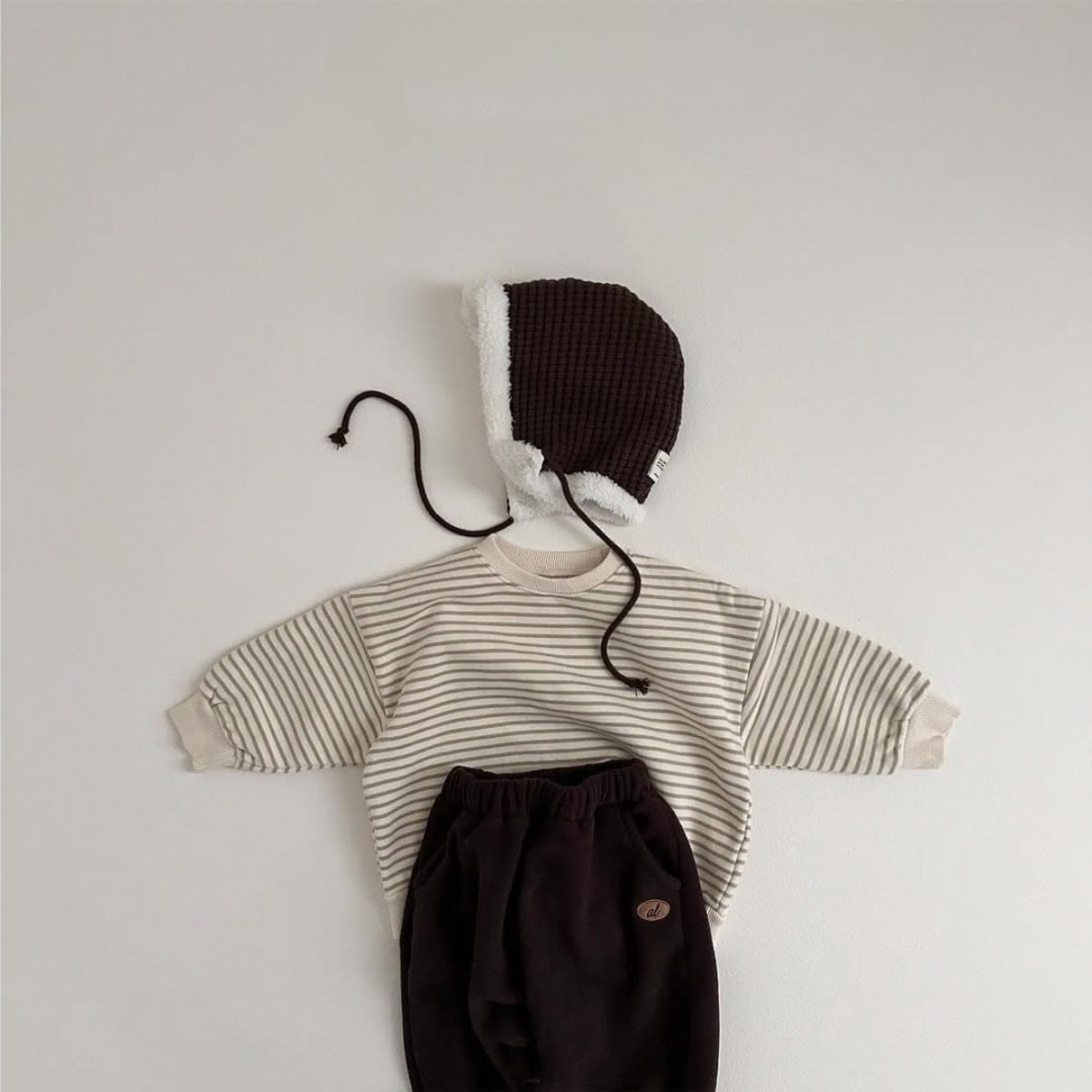 ロングパンツ・スウェットパンツ ジョガーパンツ 裏起毛フリース素材 刺繍ワッペン ハーレム長ズボン【mh0011365】