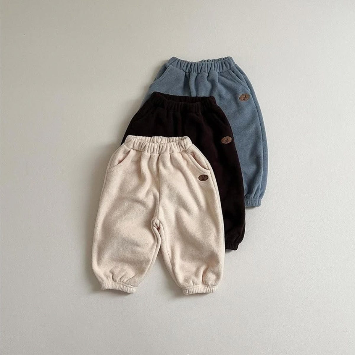 ロングパンツ・スウェットパンツ ジョガーパンツ 裏起毛フリース素材 刺繍ワッペン ハーレム長ズボン【mh0011365】