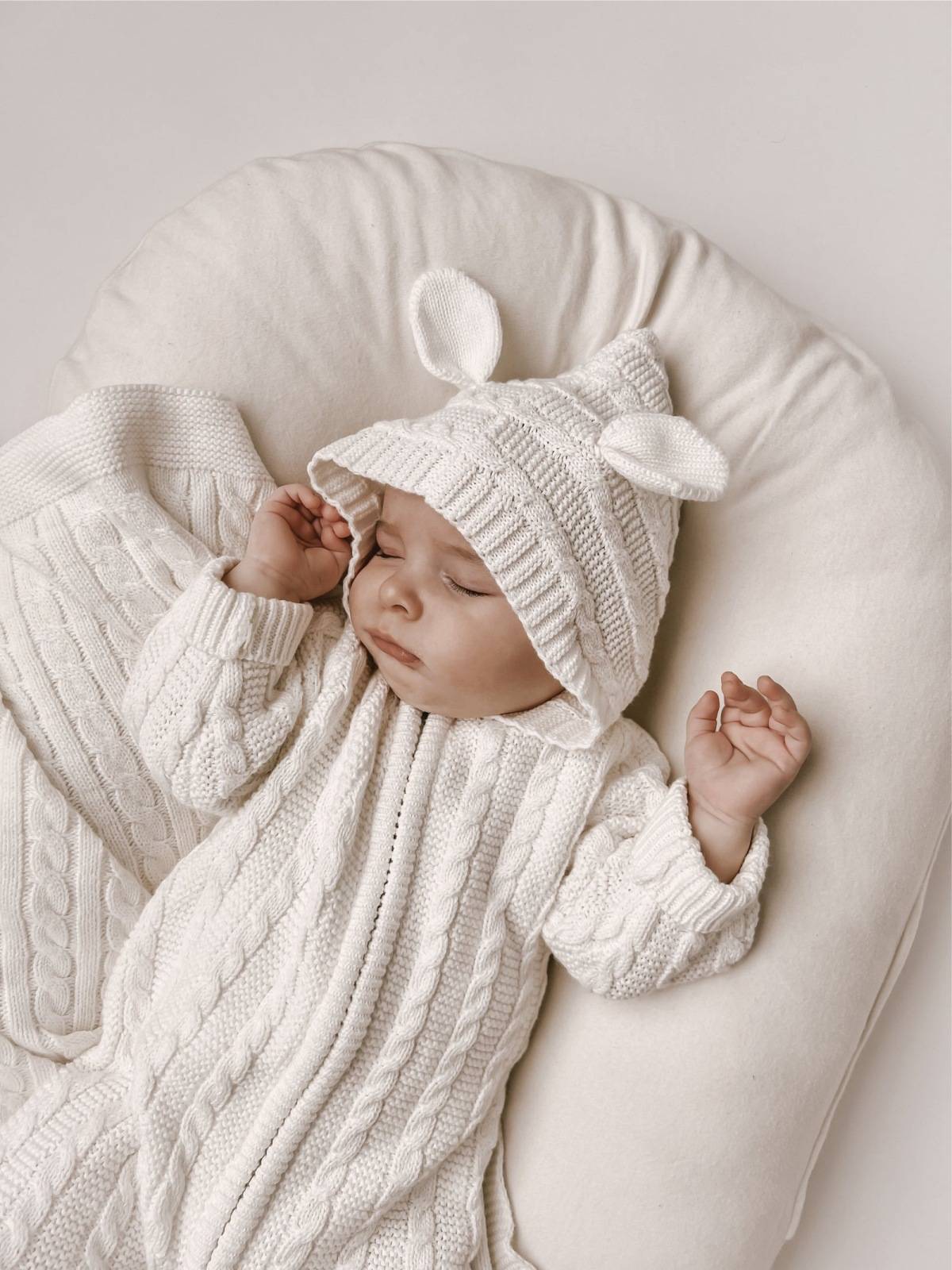 長袖ロンパース 長袖ロンパース ニット素材 ケーブル編み ベアくま耳フード カバーオール【mh0011368】