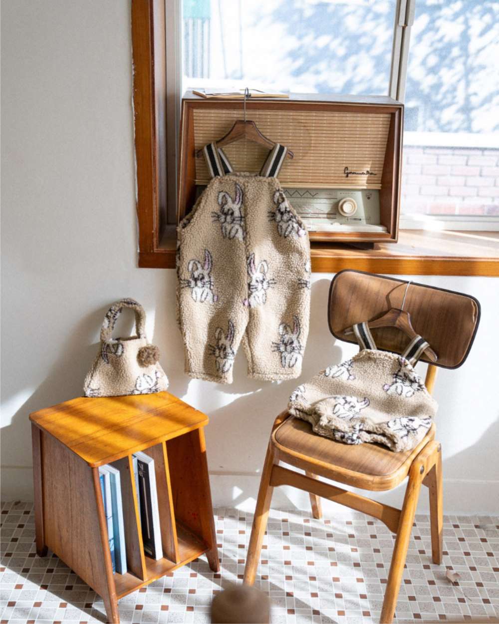 ノースリーブロンパース サスペンダーロンパース | うさぎチェックボーダーボア | もこもこベビーオーバーオール【mh0011500】