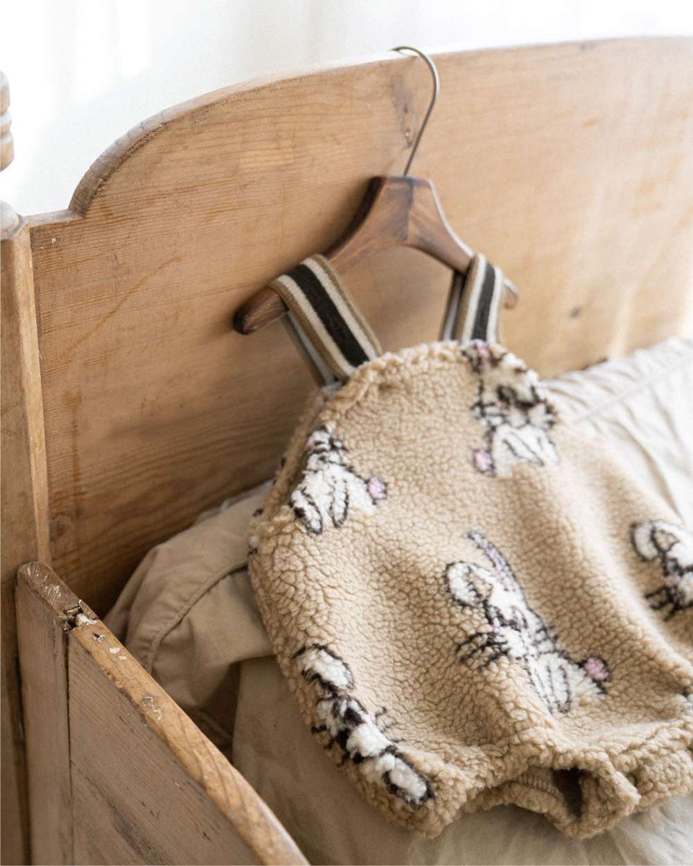 ノースリーブロンパース サスペンダーロンパース | うさぎチェックボーダーボア | もこもこベビーオーバーオール【mh0011500】