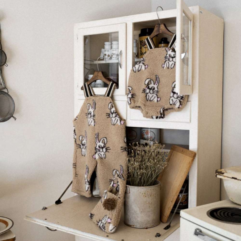 ノースリーブロンパース サスペンダーロンパース | うさぎチェックボーダーボア | もこもこベビーオーバーオール【mh0011500】