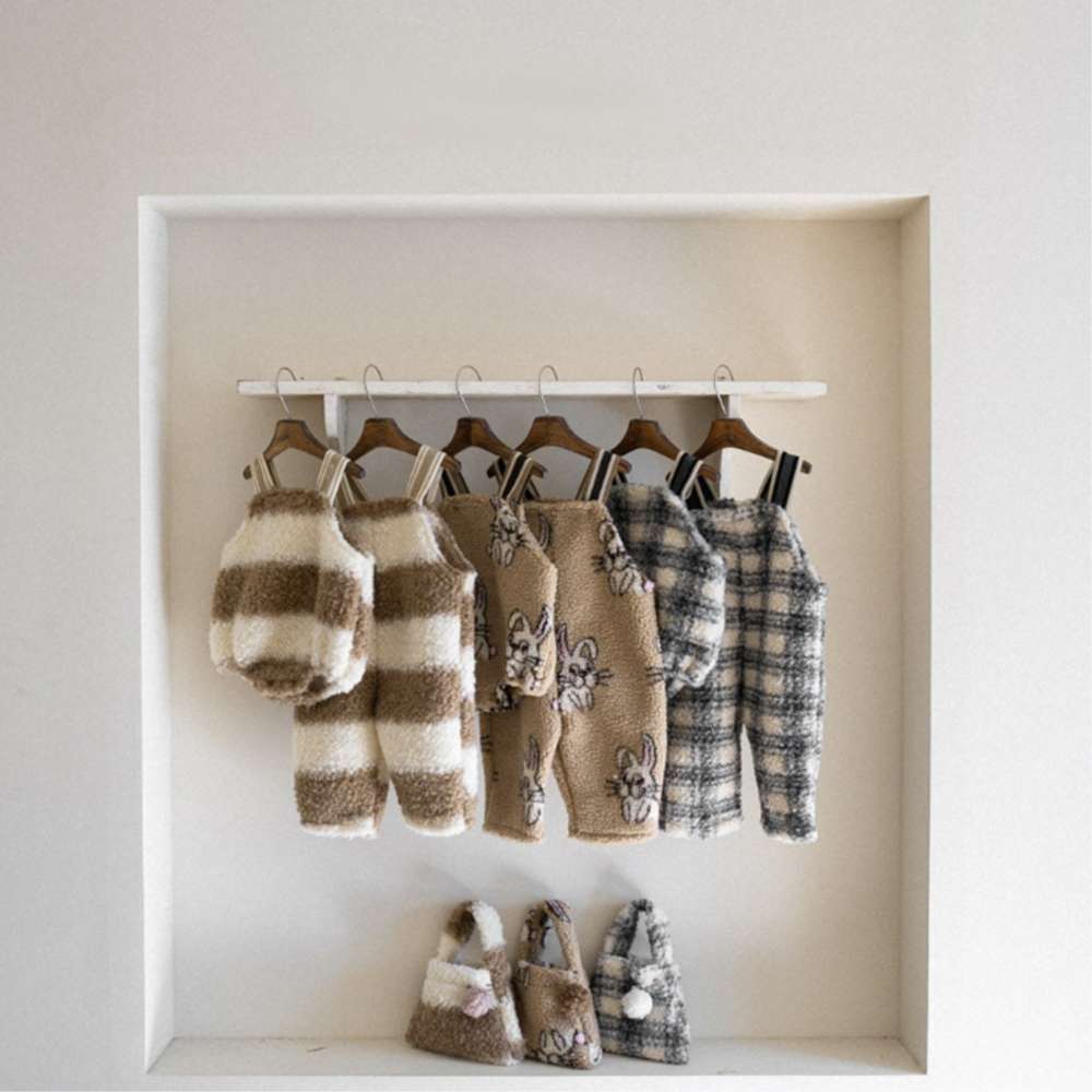 ノースリーブロンパース サスペンダーロンパース | うさぎチェックボーダーボア | もこもこベビーオーバーオール【mh0011500】