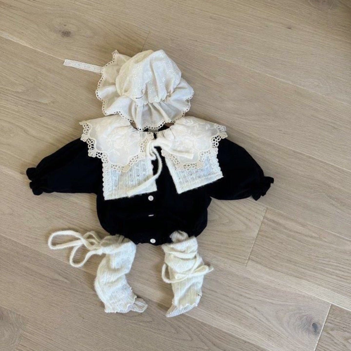 長袖ロンパース 長袖ロンパース レース襟 ボリューム袖 フロントボタン ボディスーツ【mh0011630】