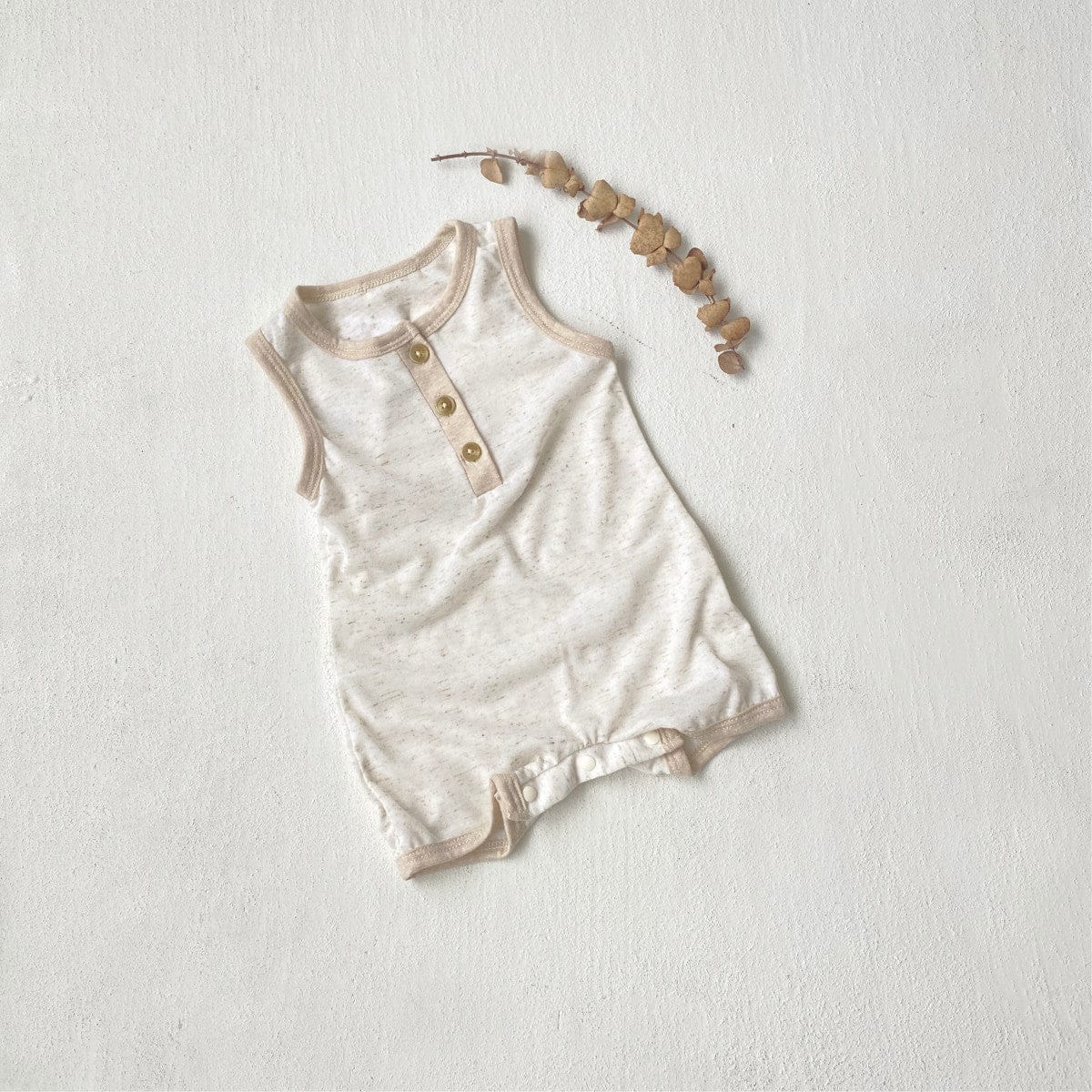 ノースリーブロンパース White / 66cm ヘンリーネックノースリーブジャンプスーツ【mh0009994】