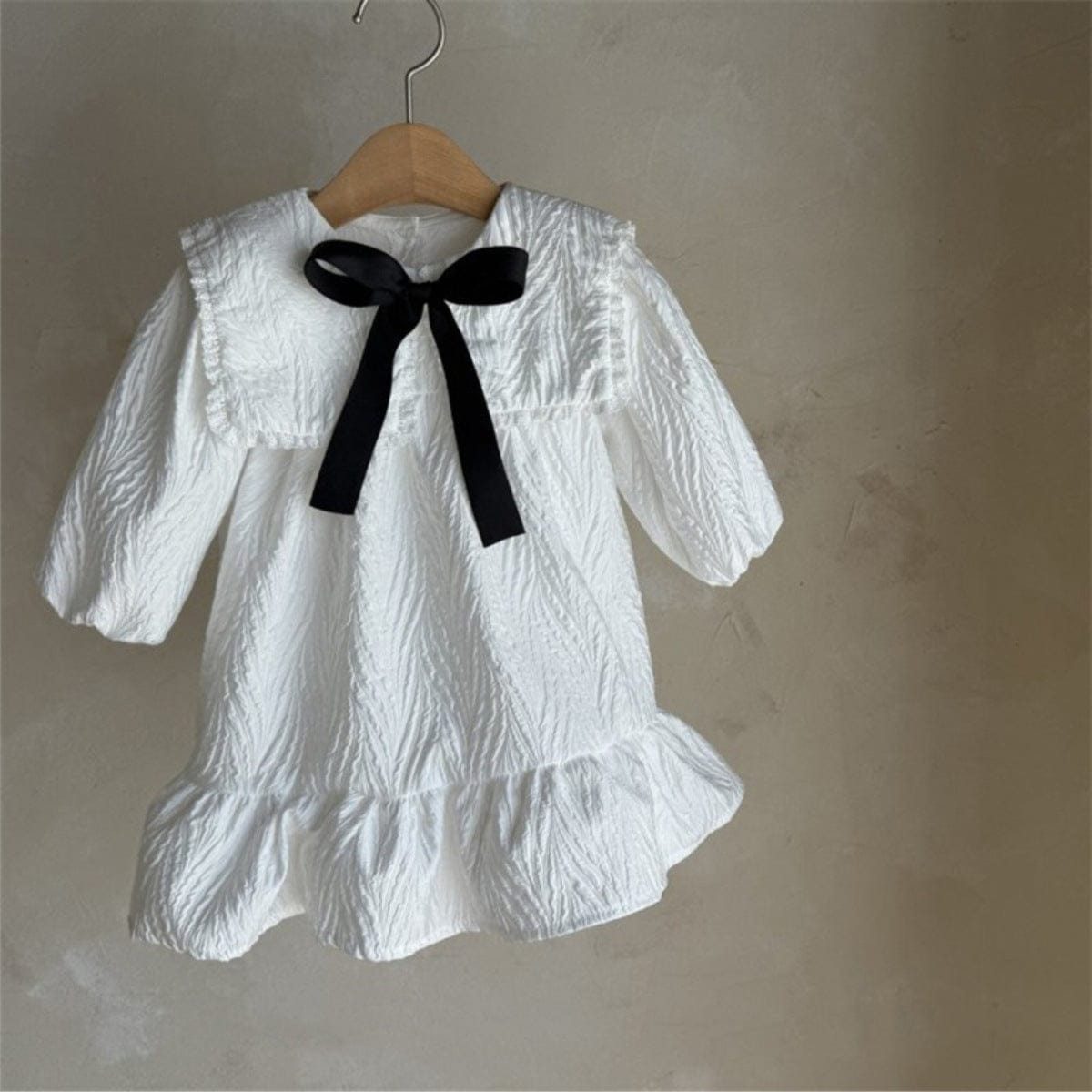 長袖ワンピース White / 73cm ビッグ襟付き長袖ワンピース フロントリボン ジャガード【mh0010899】