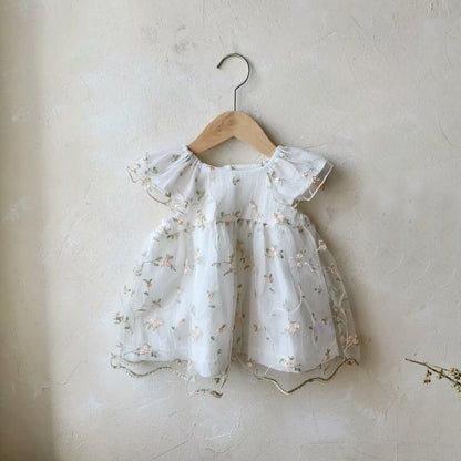 半袖ワンピース White dress / 80cm 刺繍フラワーチュールフリルスリーブワンピース+レース刺繍ボンネット帽子セット【mh0010206】