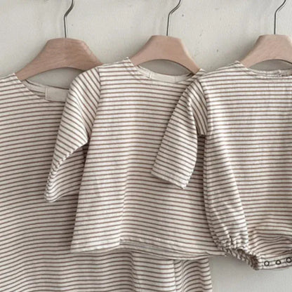 長袖Tシャツ Brown / 9M  73CM ベビートップス ボーダー長袖シンプルTシャツ 2カラー【mh0006908】