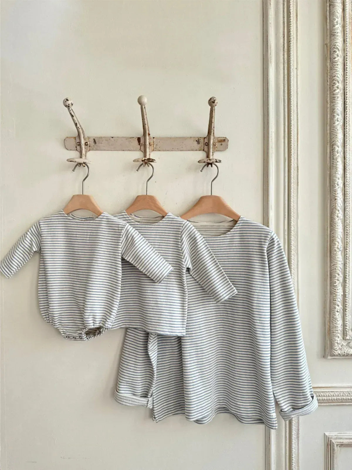 長袖Tシャツ ベビートップス ボーダー長袖シンプルTシャツ 2カラー【mh0006908】