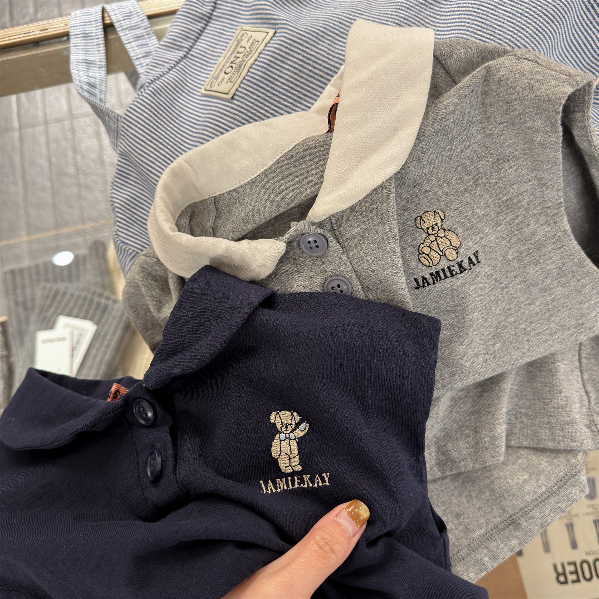 Bear Embroidery Short Sleeve Polo Shirt クマ 刺繍 ポロシャツ【mh0012666】 ADbaby 半袖シャツ・ブラウス
