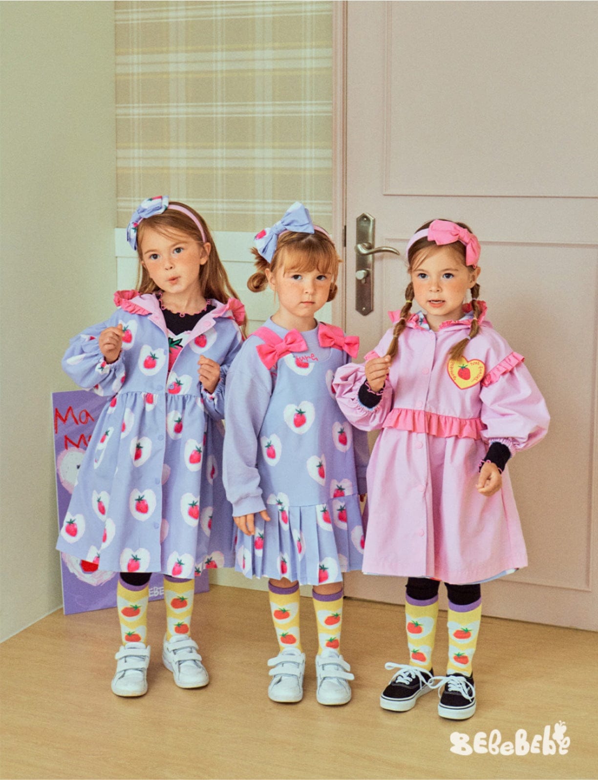 ロングコート ストロベリー柄リバーシブルコート/フリルワンピース/フリルレギンスセットアップ【mh0010987】