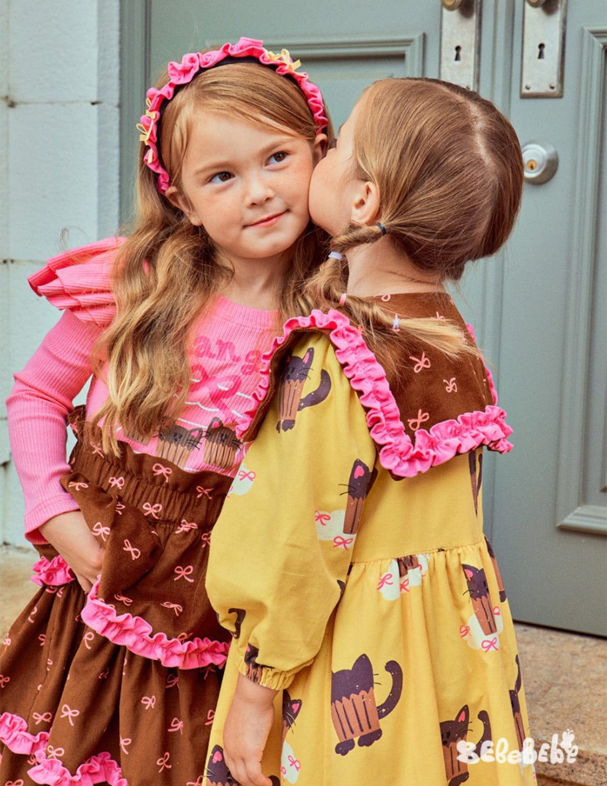 長袖ワンピース ねこ総柄ビッグカラーワンピース/フリル長袖Tシャツ/ティアードスカート【mh0010978】