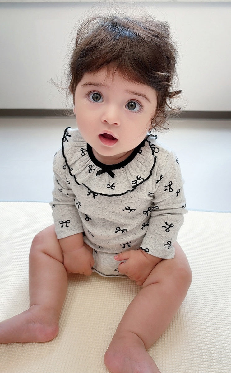 長袖ロンパース 長袖ロンパース ラッフル襟 リボンプリント ボディスーツ【mh0011728】