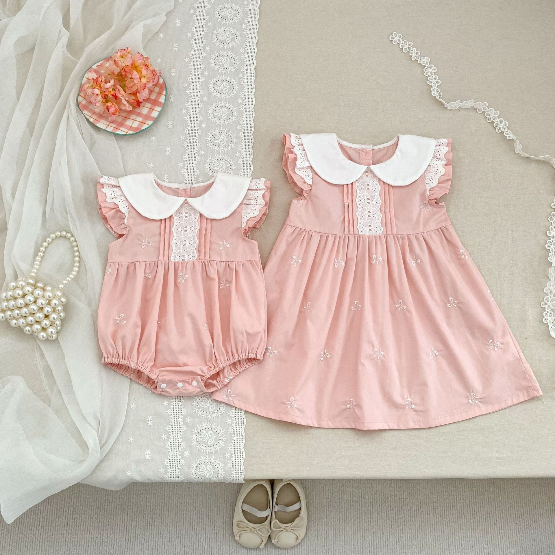 Bow Embroidery Ruffle Romper Dress ラッフル ロンパース ワンピース【mh0013161】 Aeg babyi 半袖ロンパース