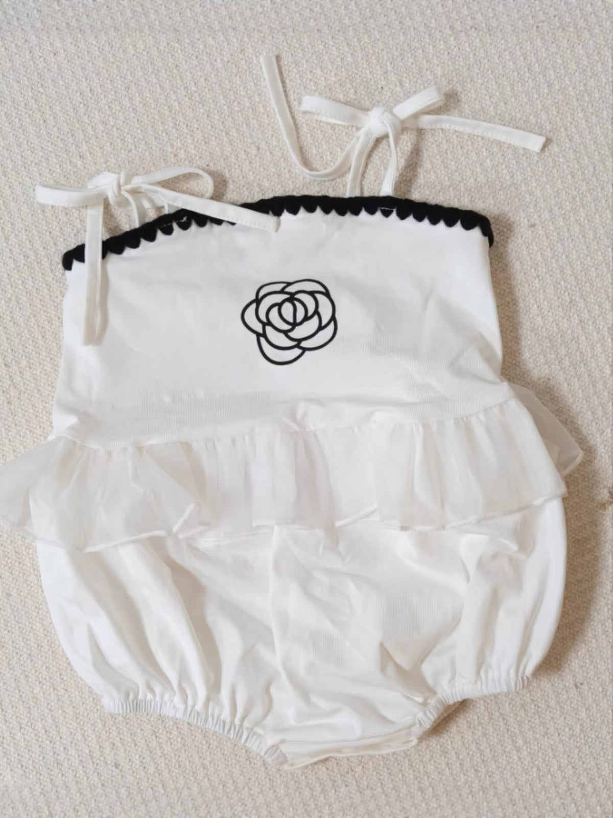 Camellia Monotone Romper バラ キャミソールロンパース【mh0012902】 yi nian ni ノースリーブロンパース