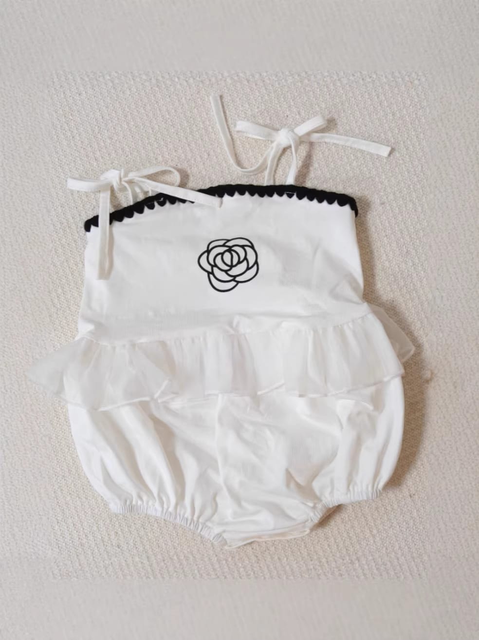 Camellia Monotone Romper バラ キャミソールロンパース【mh0012902】 yi nian ni ノースリーブロンパース