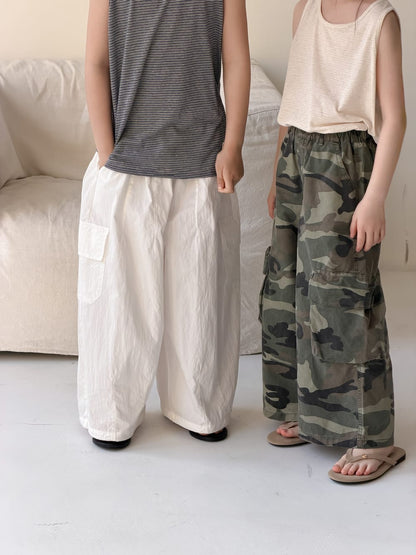 Camouflage Cargo Wide-Leg Pants 迷彩 ロングパンツ【mh0013125】 KUMAI.KIDS ロングパンツ・スウェットパンツ