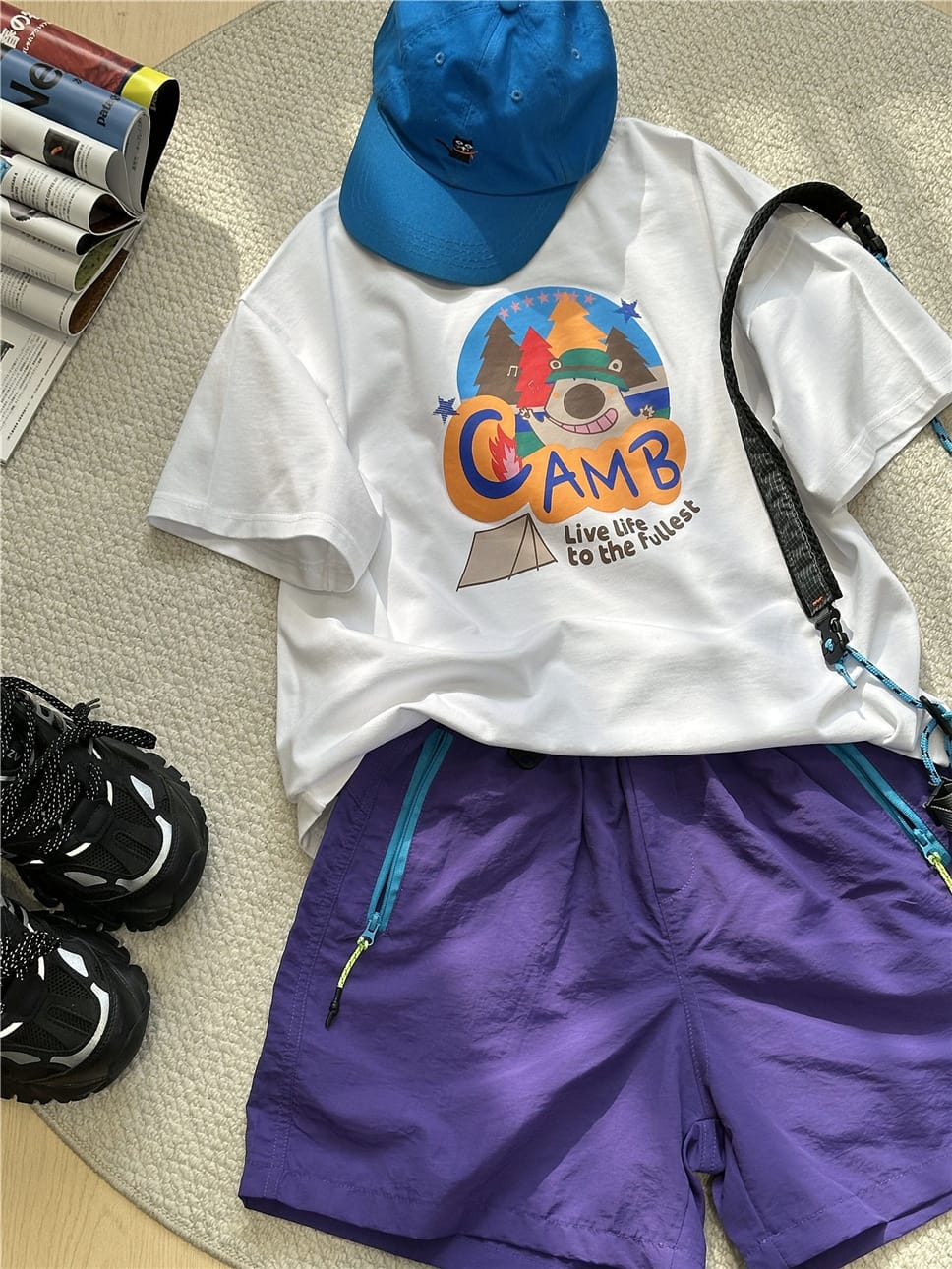 Camp Graphic Tee プリント 半袖Tシャツ【mh0012951】 snidols 半袖Tシャツ