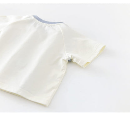 恐竜刺繍なし半袖Tシャツの背面（生成り、サックスの首まわり）