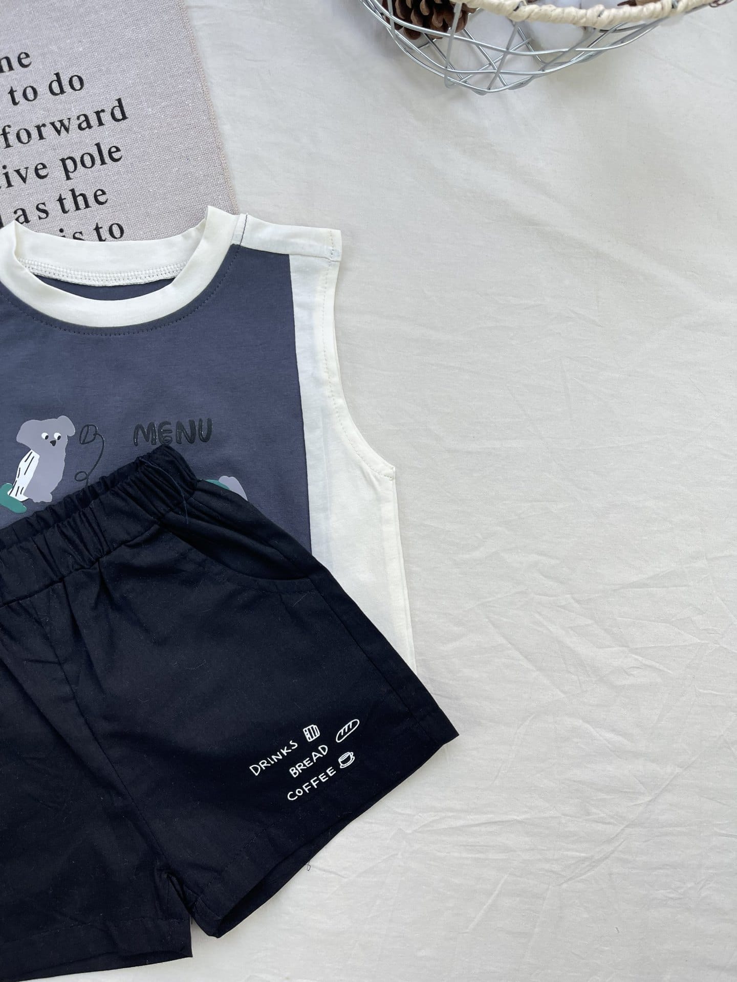 Cartoon Graphic Cotton Vest Set アニマル ノースリーブTシャツ ショートパンツセット【mh0012923】 yi nian ni ノースリーブセットアップ