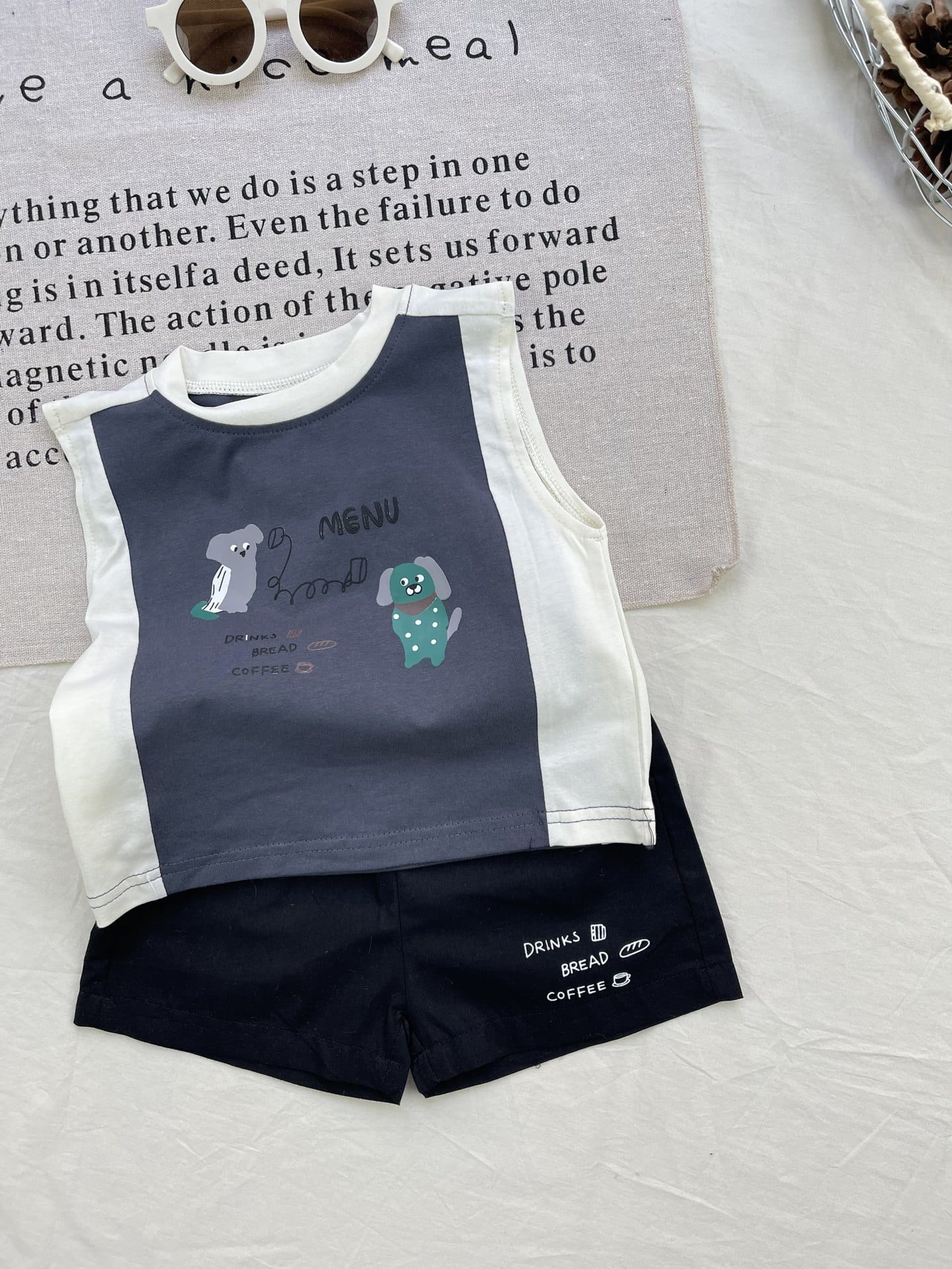 Cartoon Graphic Cotton Vest Set アニマル ノースリーブTシャツ ショートパンツセット【mh0012923】 yi nian ni ノースリーブセットアップ