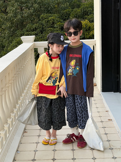 子ども用ルーズフィット長袖Tシャツ2枚（イエロー/ブラウン）、キャラクタープリント